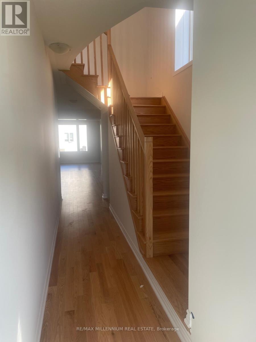 16 Tamworth Terrace, Barrie, Ontario  L9J 0W5 - Photo 6 - S12568054