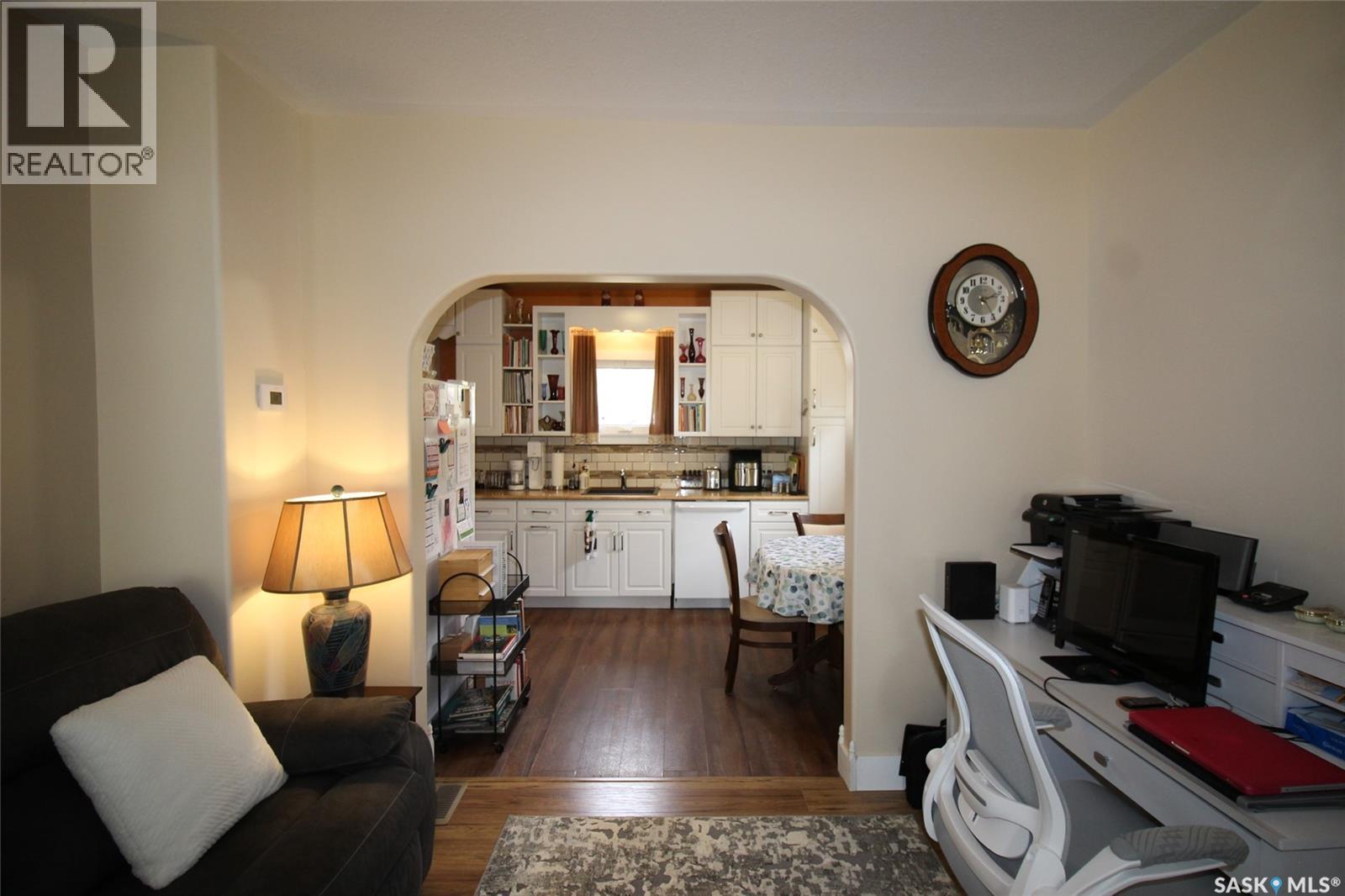 580 1st Street E, Shaunavon, Saskatchewan  S0N 2M0 - Photo 12 - SK024530