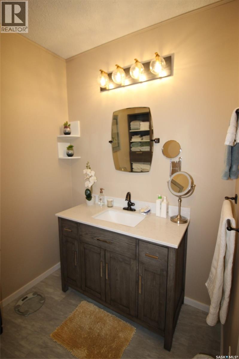 580 1st Street E, Shaunavon, Saskatchewan  S0N 2M0 - Photo 16 - SK024530