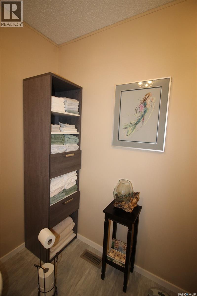 580 1st Street E, Shaunavon, Saskatchewan  S0N 2M0 - Photo 17 - SK024530