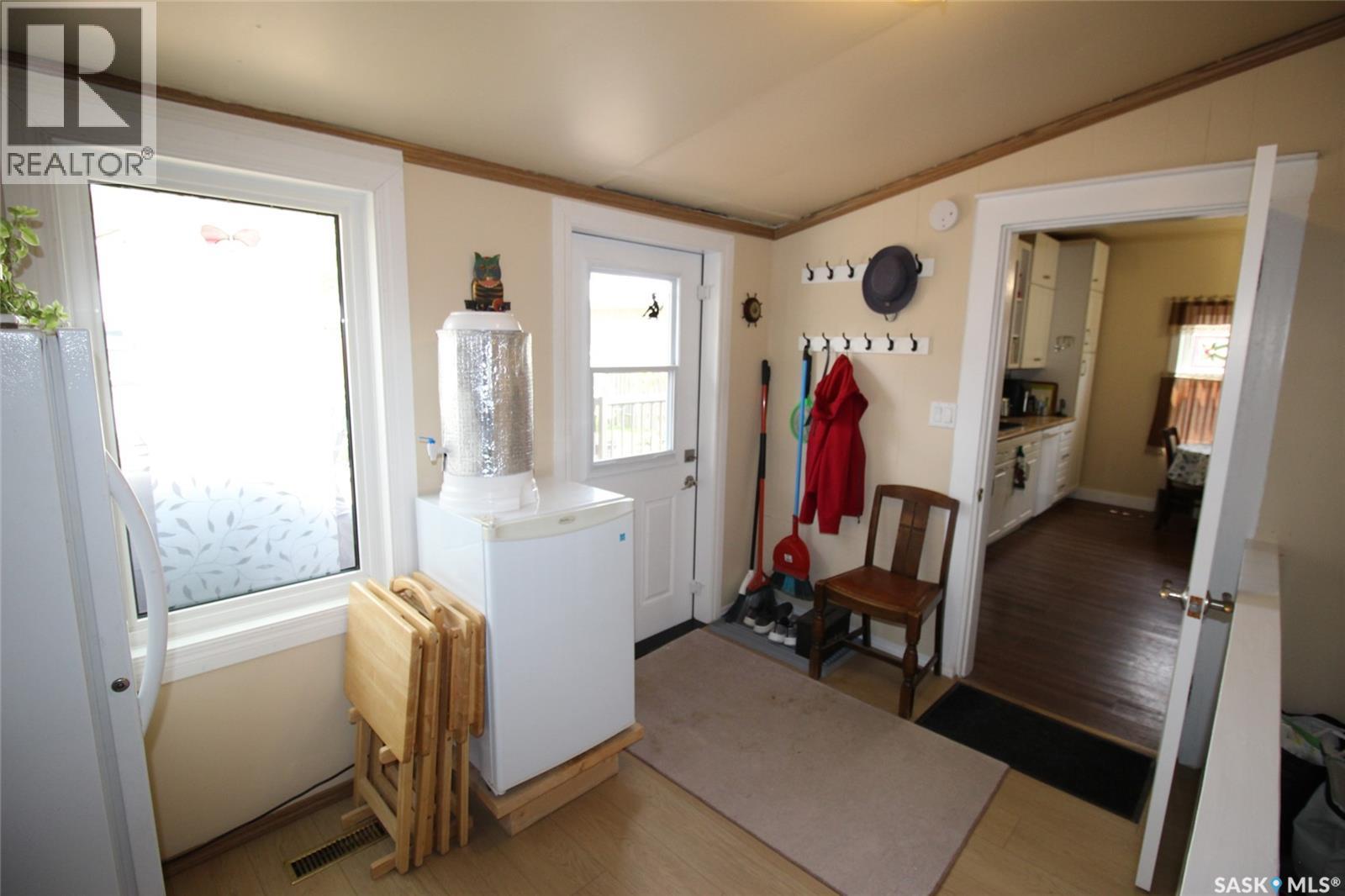 580 1st Street E, Shaunavon, Saskatchewan  S0N 2M0 - Photo 26 - SK024530