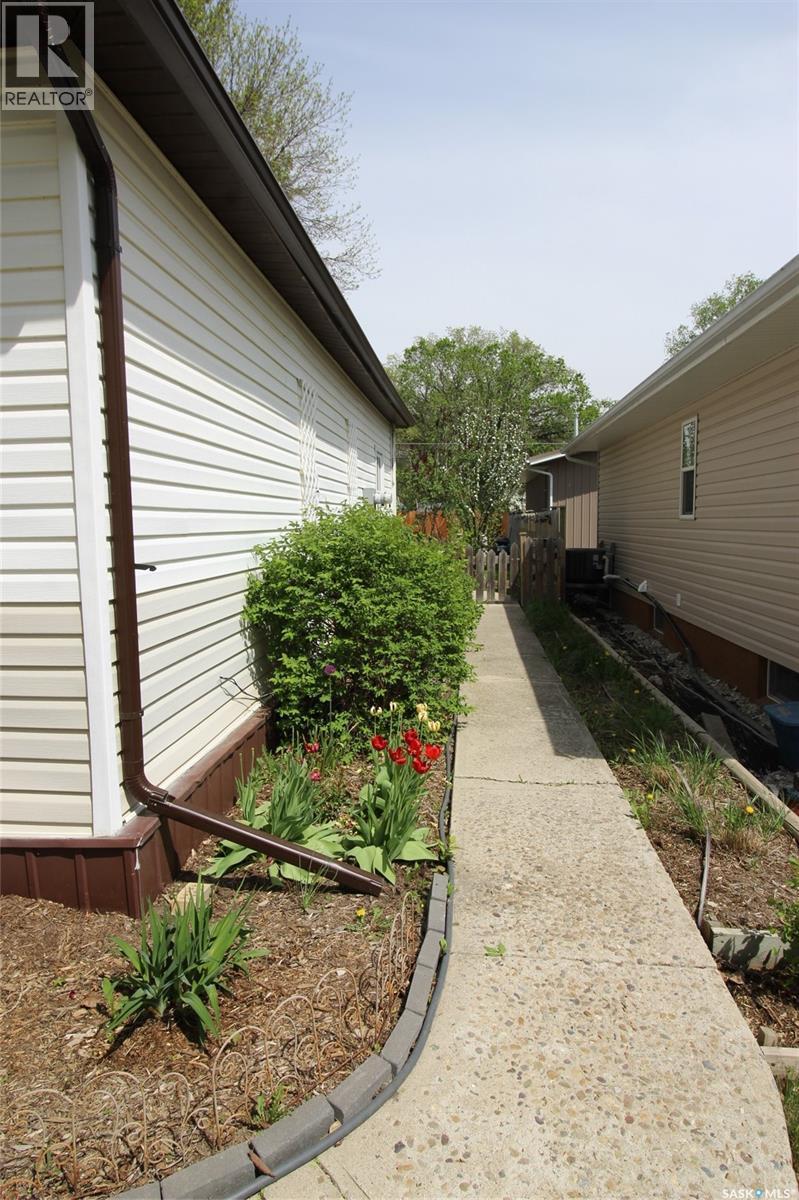 580 1st Street E, Shaunavon, Saskatchewan  S0N 2M0 - Photo 29 - SK024530