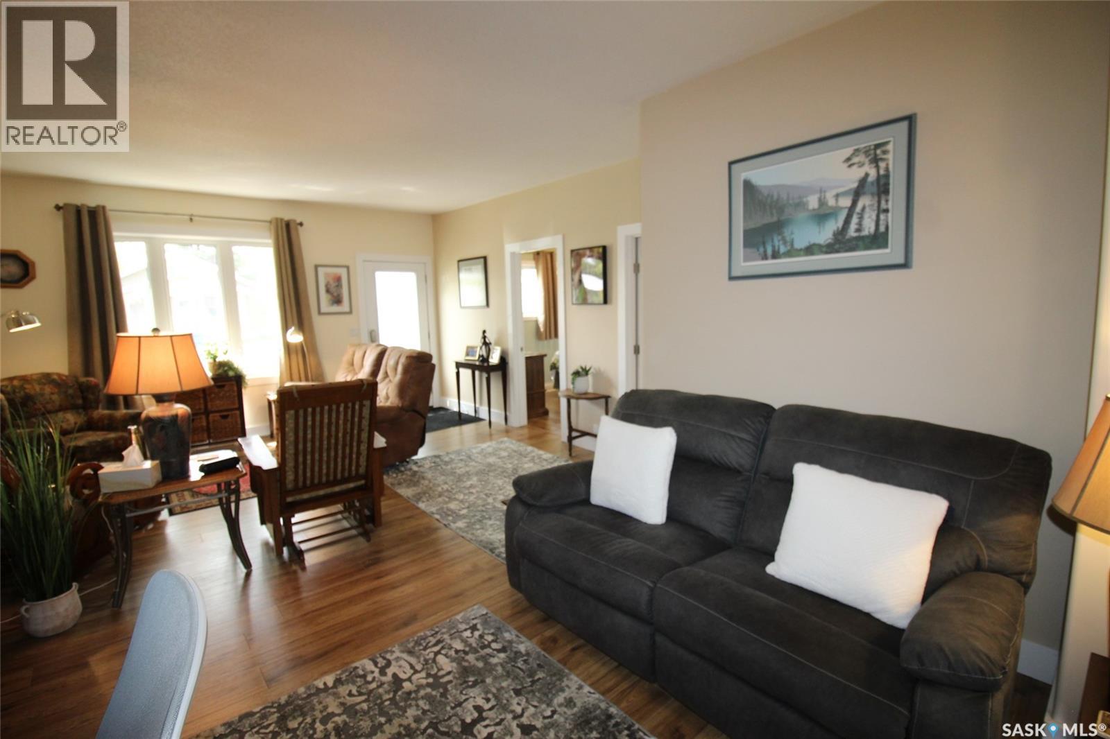 580 1st Street E, Shaunavon, Saskatchewan  S0N 2M0 - Photo 7 - SK024530