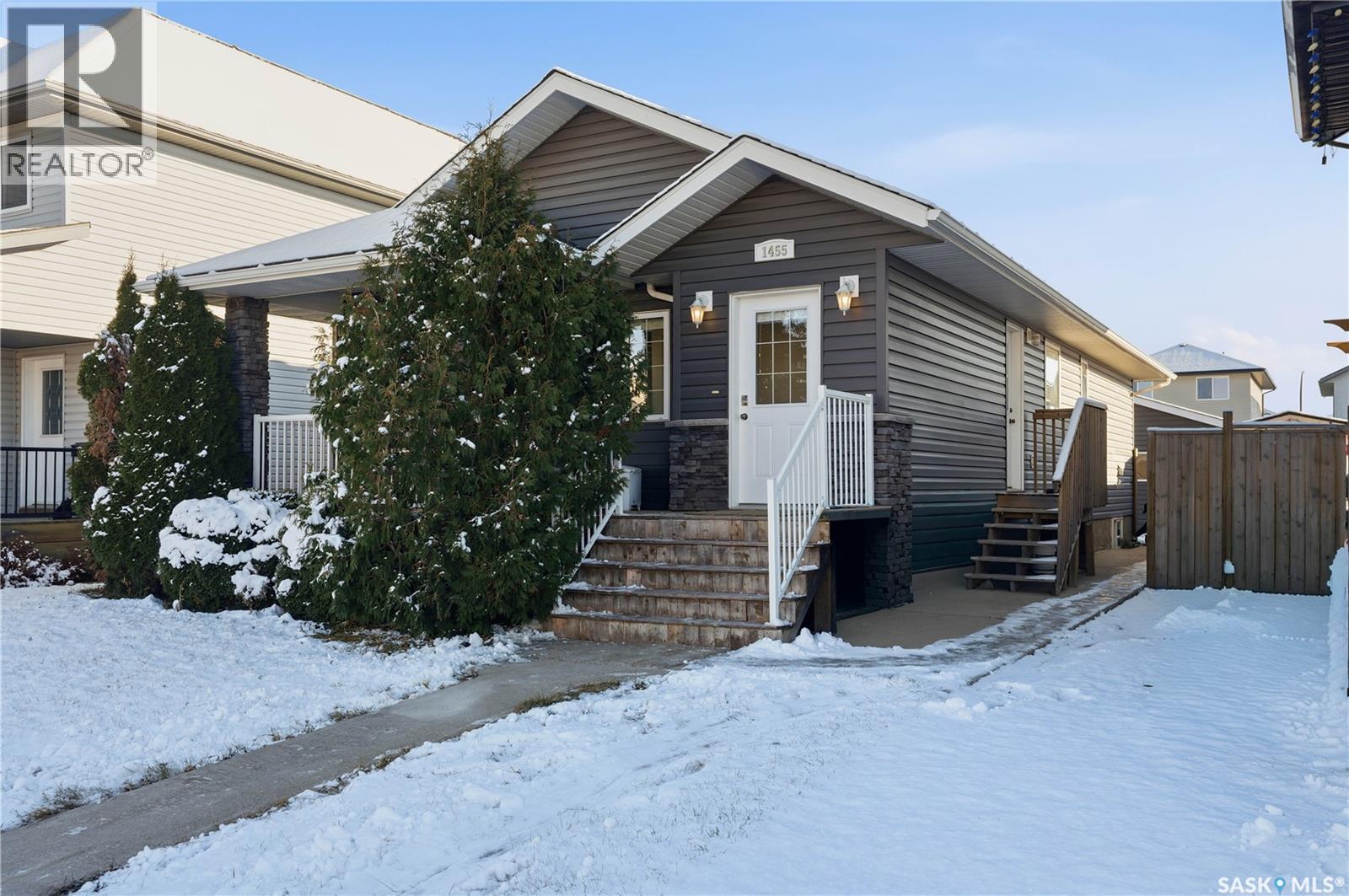 1455 Willowgrove Court, Saskatoon, Saskatchewan  S7W 0B1 - Photo 2 - SK024525