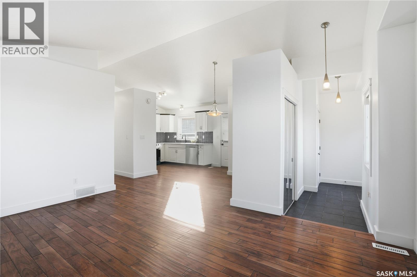 1455 Willowgrove Court, Saskatoon, Saskatchewan  S7W 0B1 - Photo 6 - SK024525