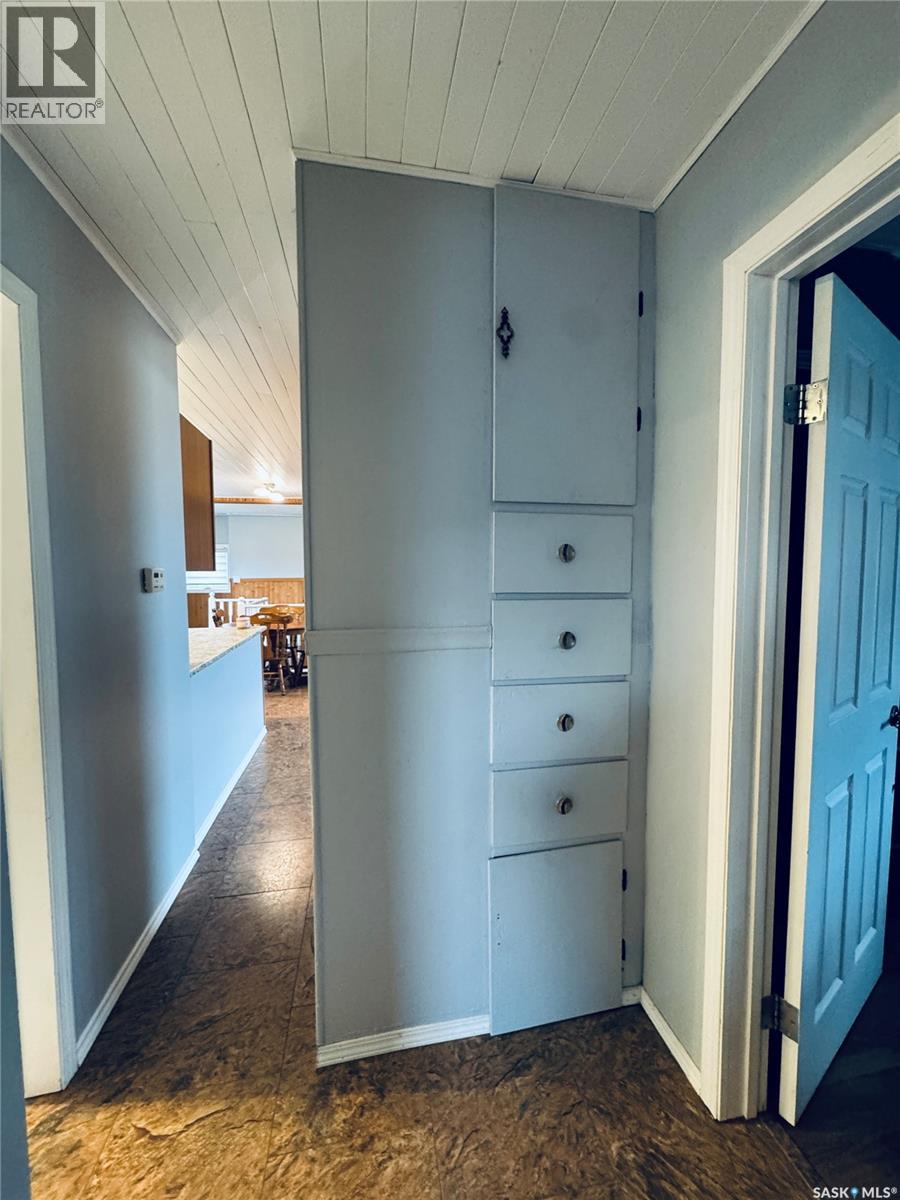 413 2nd Avenue E, Biggar, Saskatchewan  S0K 0M0 - Photo 12 - SK024444