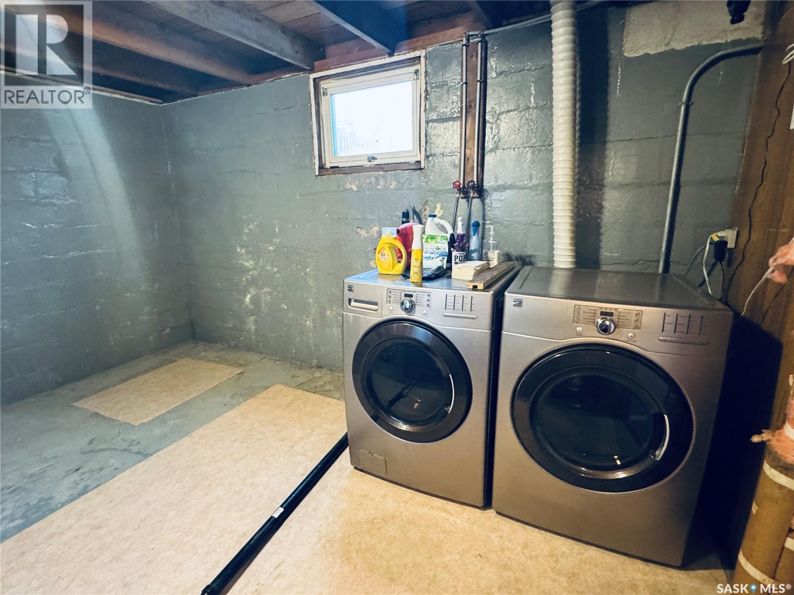 413 2nd Avenue E, Biggar, Saskatchewan  S0K 0M0 - Photo 23 - SK024444