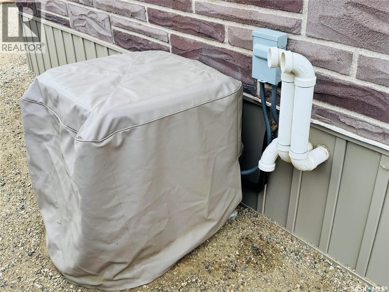 413 2nd Avenue E, Biggar, Saskatchewan  S0K 0M0 - Photo 28 - SK024444