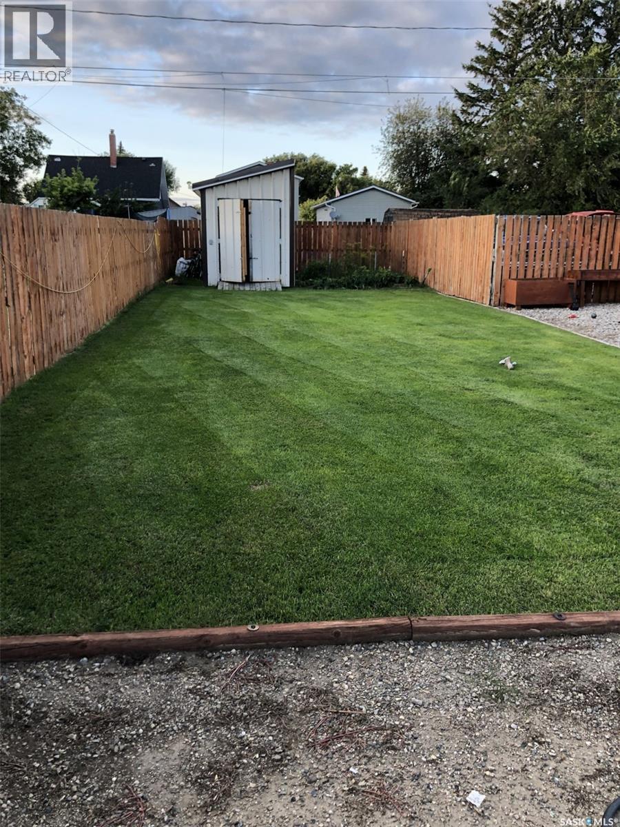 413 2nd Avenue E, Biggar, Saskatchewan  S0K 0M0 - Photo 31 - SK024444