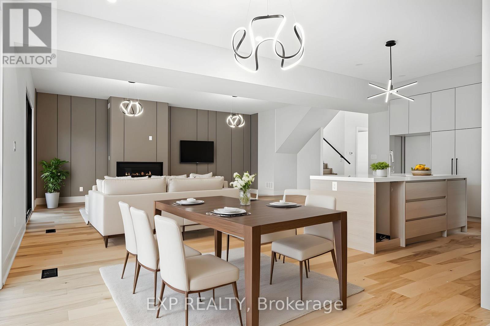 14 Walsh Avenue, Toronto, Ontario  M9M 1B6 - Photo 14 - W12567628