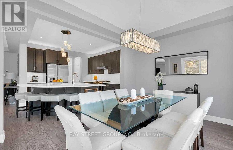 103 Beaveridge Avenue, Oakville, Ontario  L6H 0M6 - Photo 13 - W12567984