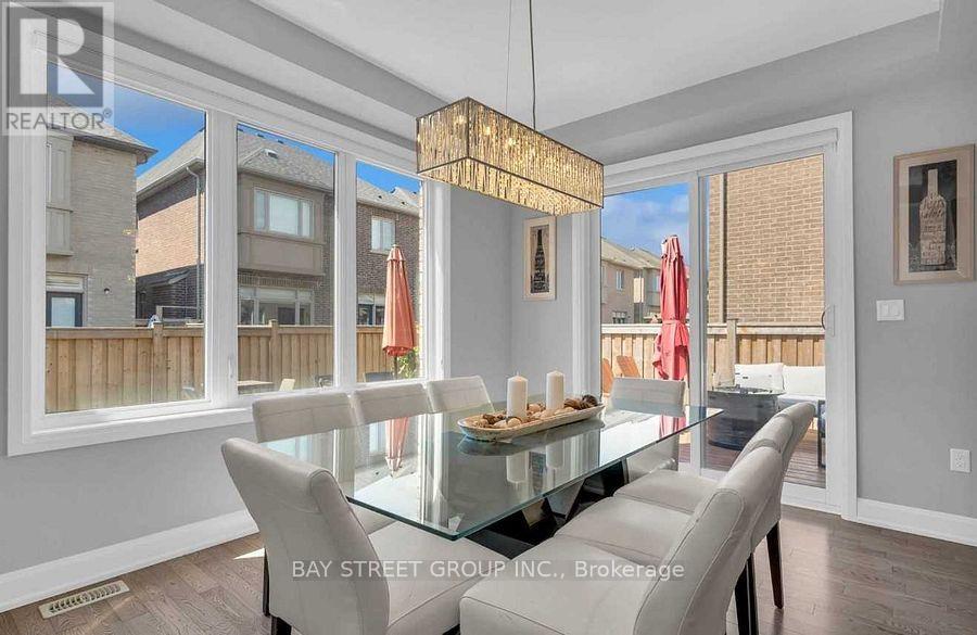 103 Beaveridge Avenue, Oakville, Ontario  L6H 0M6 - Photo 16 - W12567984