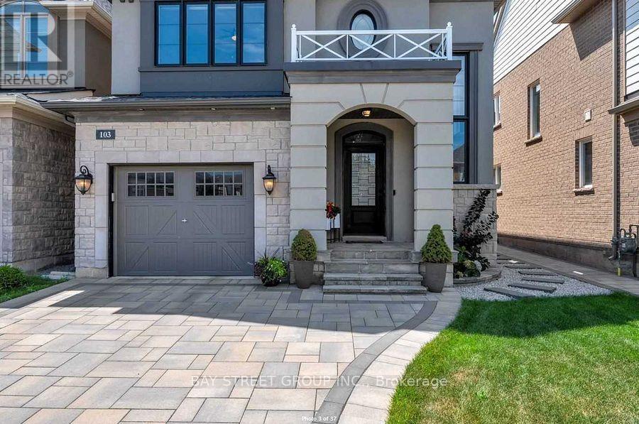 103 Beaveridge Avenue, Oakville, Ontario  L6H 0M6 - Photo 2 - W12567984