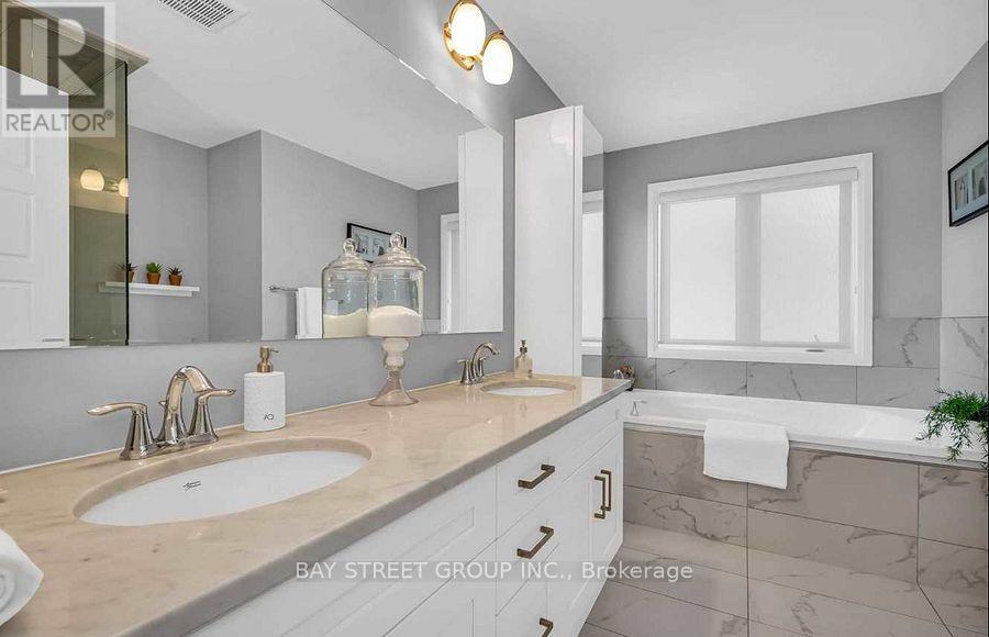 103 Beaveridge Avenue, Oakville, Ontario  L6H 0M6 - Photo 26 - W12567984