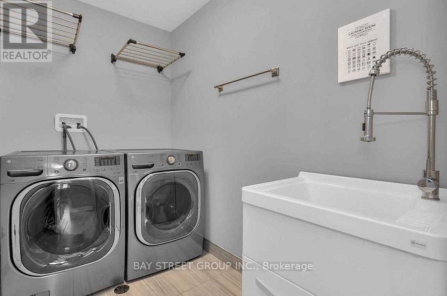 103 Beaveridge Avenue, Oakville, Ontario  L6H 0M6 - Photo 31 - W12567984