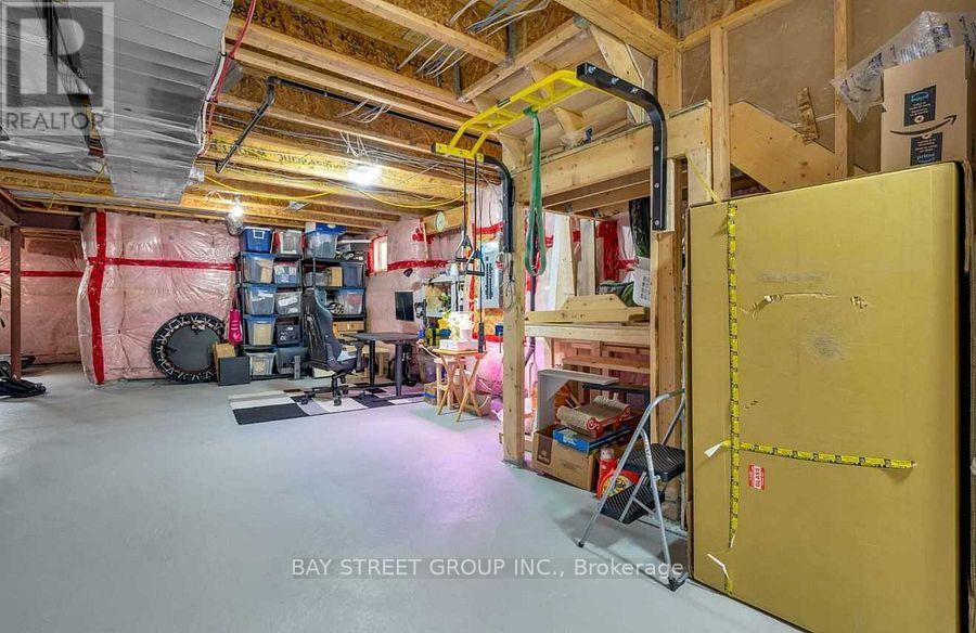 103 Beaveridge Avenue, Oakville, Ontario  L6H 0M6 - Photo 32 - W12567984