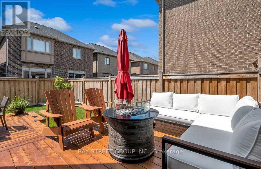 103 Beaveridge Avenue, Oakville, Ontario  L6H 0M6 - Photo 33 - W12567984