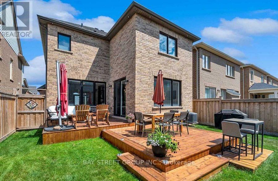 103 Beaveridge Avenue, Oakville, Ontario  L6H 0M6 - Photo 34 - W12567984