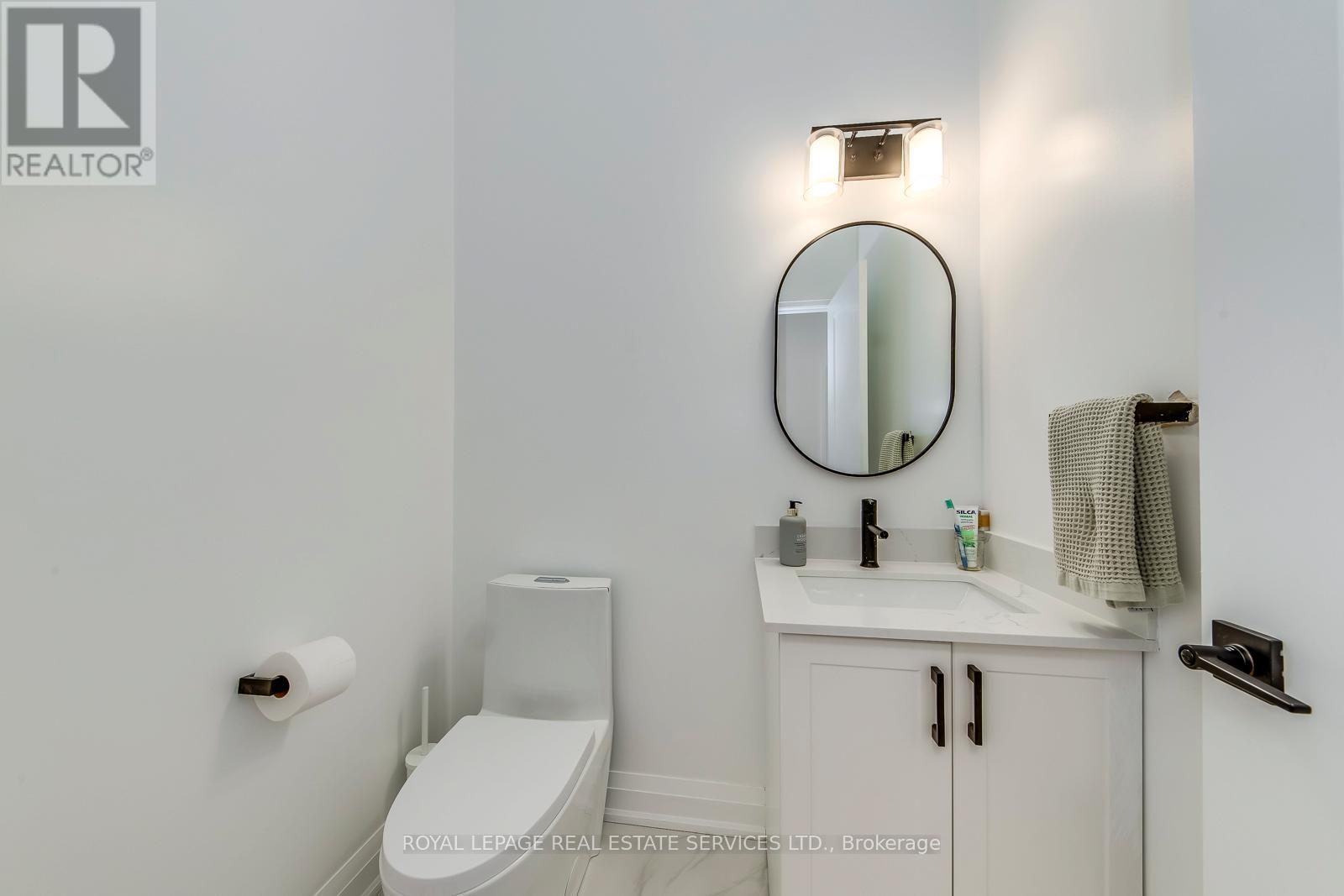 3 Santa Barbara Lane Road N, Halton Hills, Ontario  L7G 3P9 - Photo 15 - W12568048