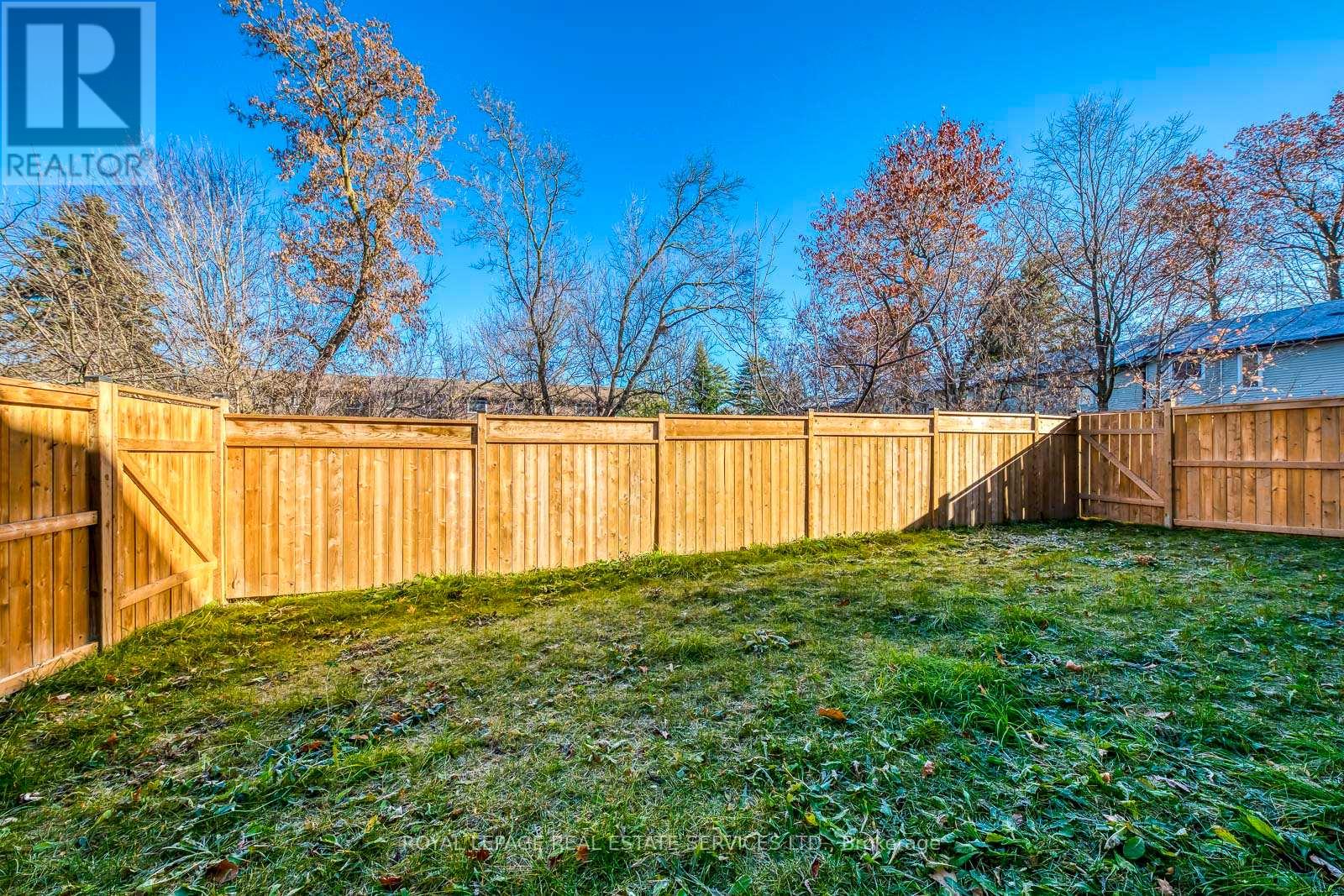 3 Santa Barbara Lane Road N, Halton Hills, Ontario  L7G 3P9 - Photo 31 - W12568048