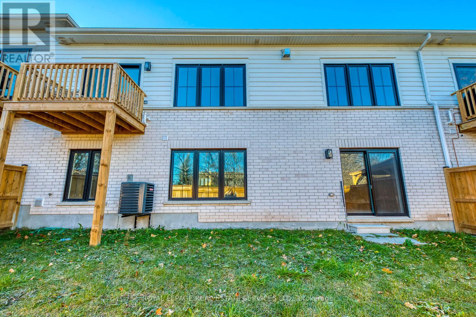 3 Santa Barbara Lane Road N, Halton Hills, Ontario  L7G 3P9 - Photo 34 - W12568048