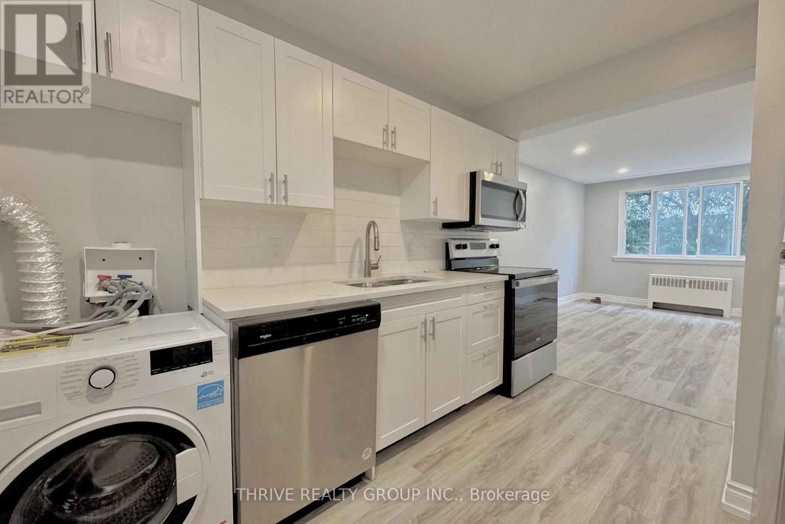 6 - 57 Wellington Road, London South, Ontario  N6C 4M7 - Photo 3 - X12353827