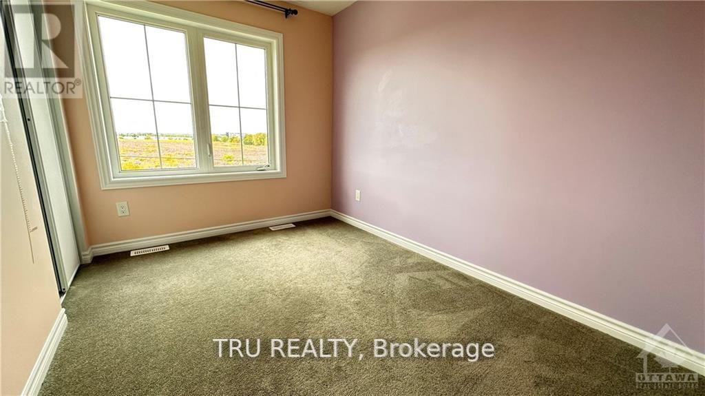 1694 Maple Grove Road, Ottawa, Ontario  K2S 2R3 - Photo 9 - X12565046