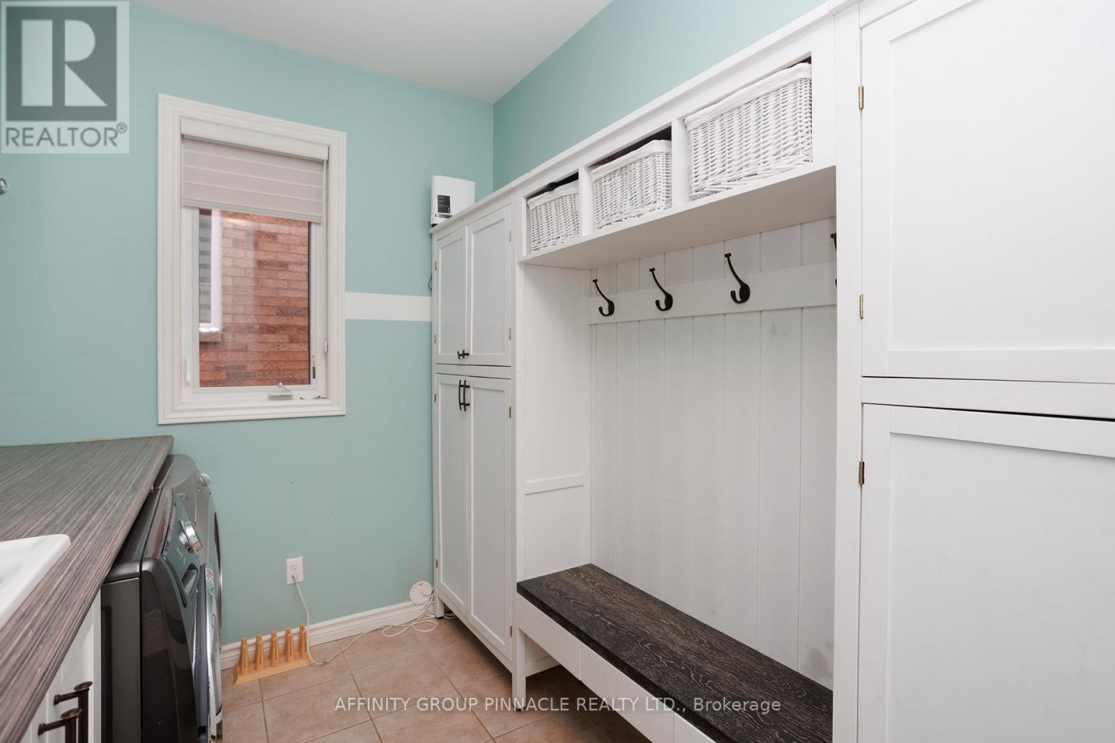 31 Ellis Crescent, Kawartha Lakes, Ontario  K9V 0A5 - Photo 13 - X12568208