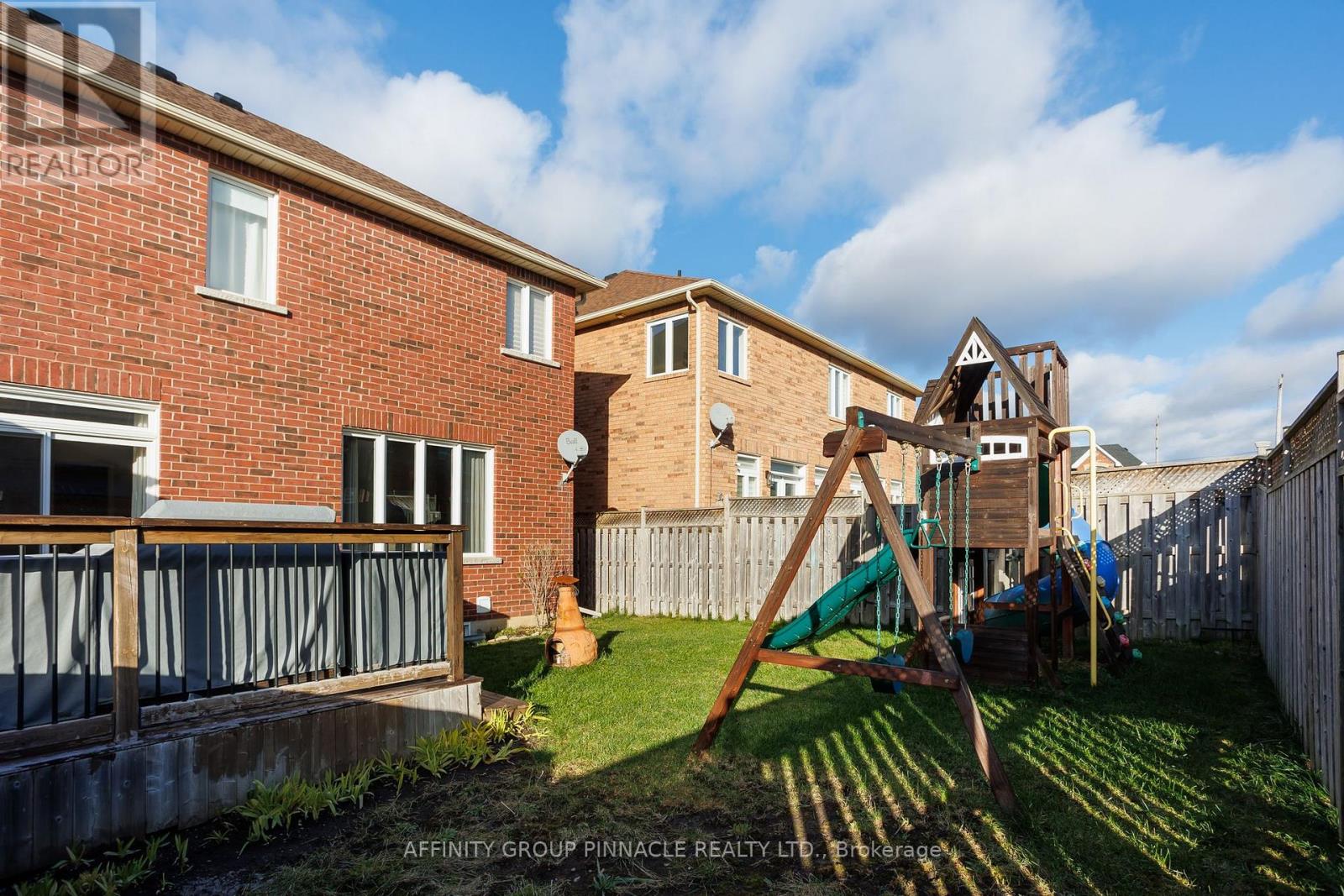 31 Ellis Crescent, Kawartha Lakes, Ontario  K9V 0A5 - Photo 46 - X12568208