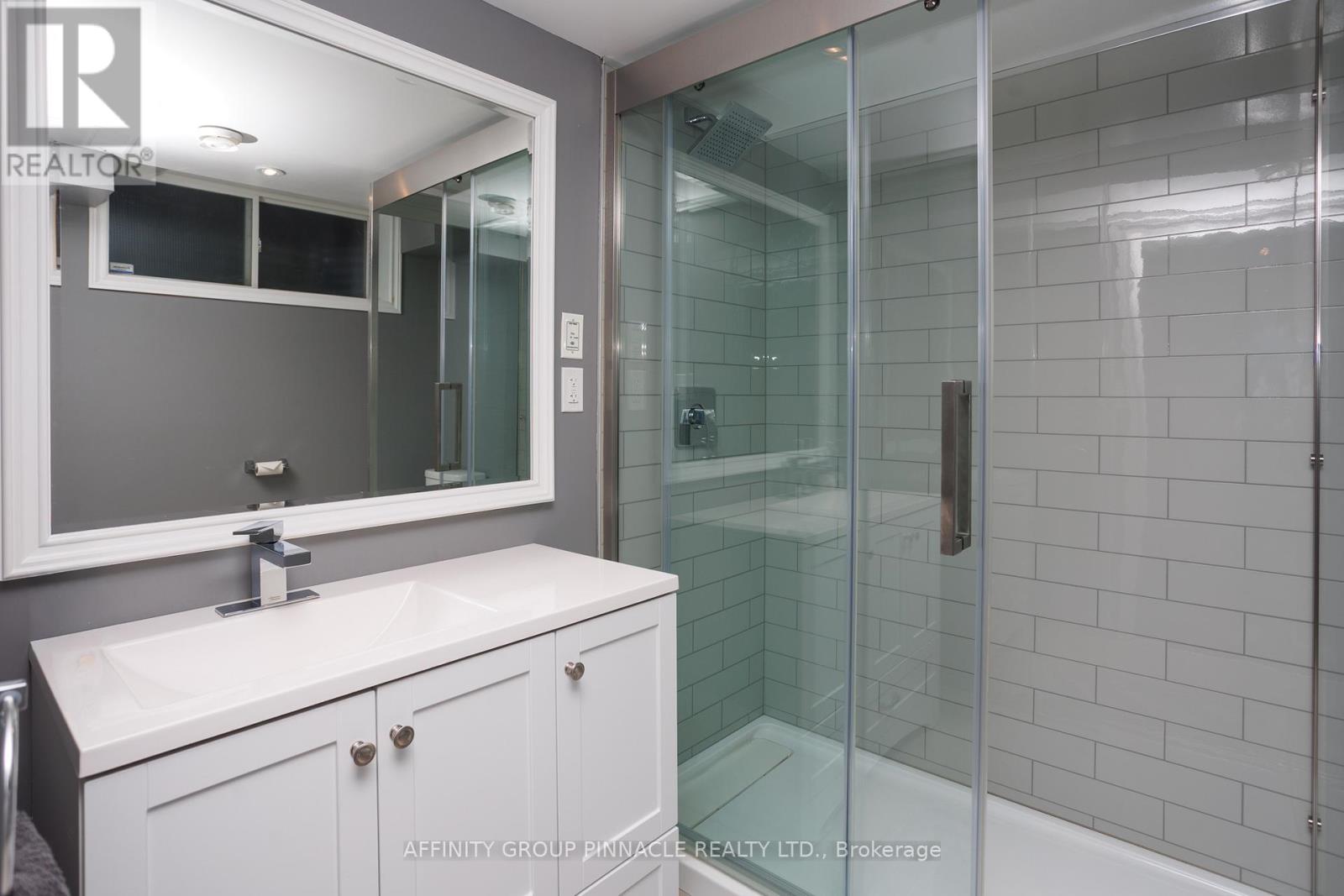 31 Ellis Crescent, Kawartha Lakes, Ontario  K9V 0A5 - Photo 48 - X12568208