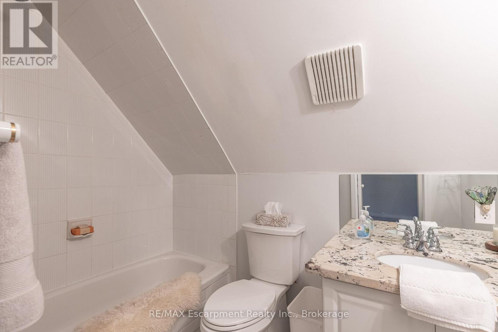 67 - 2199 Burnhamthorpe Road W, Mississauga, Ontario  L5L 5M7 - Photo 32 - W12568166