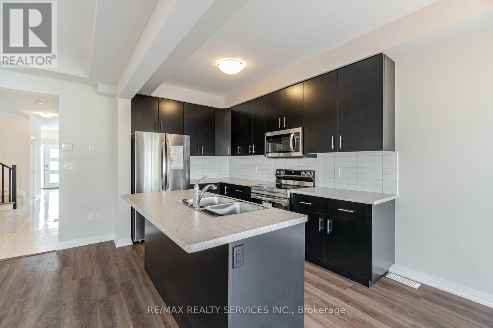 7310 Marvel Drive, Niagara Falls, Ontario  L2H 3V5 - Photo 11 - X12567980