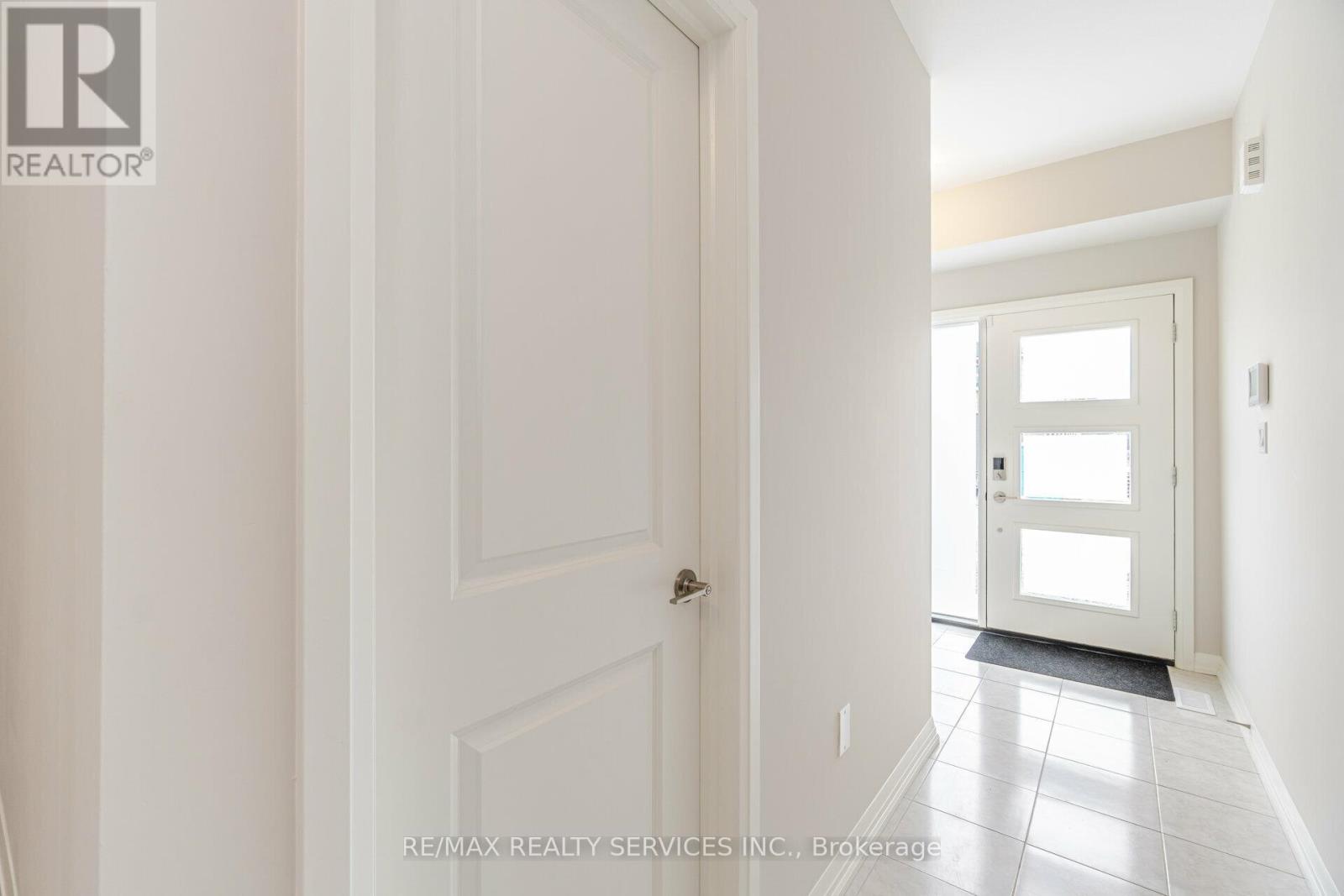 7310 Marvel Drive, Niagara Falls, Ontario  L2H 3V5 - Photo 4 - X12567980