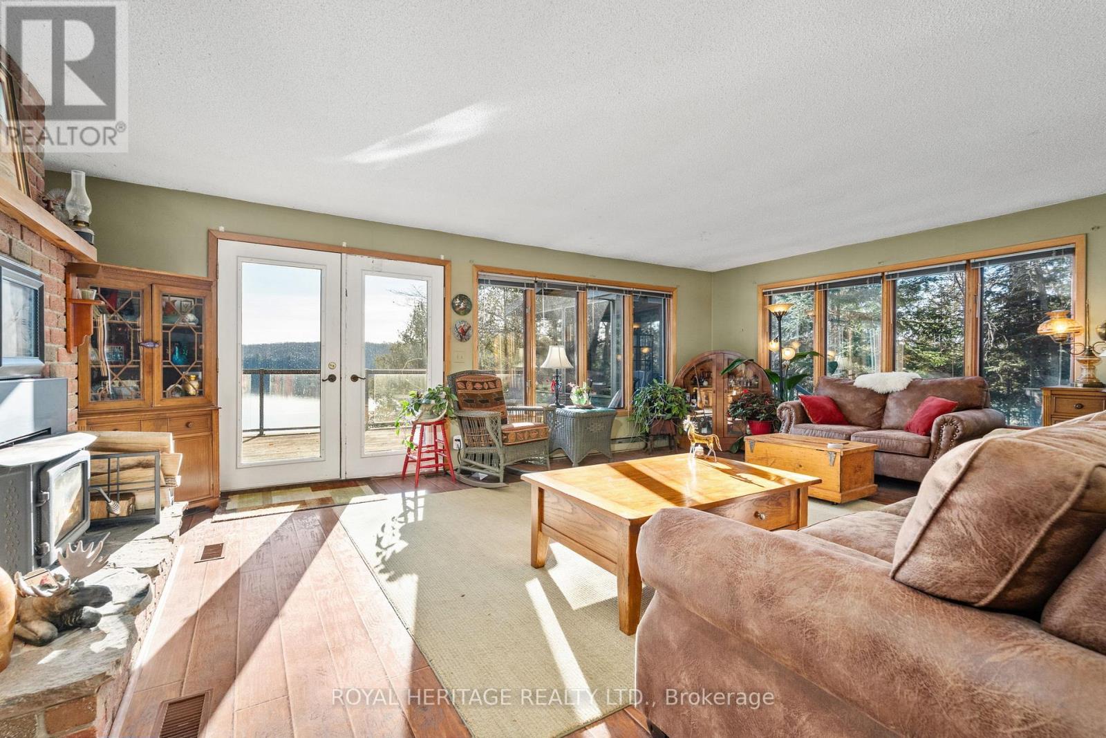 286 Holden Road, Magnetawan, Ontario  P0A 1C0 - Photo 16 - X12568052