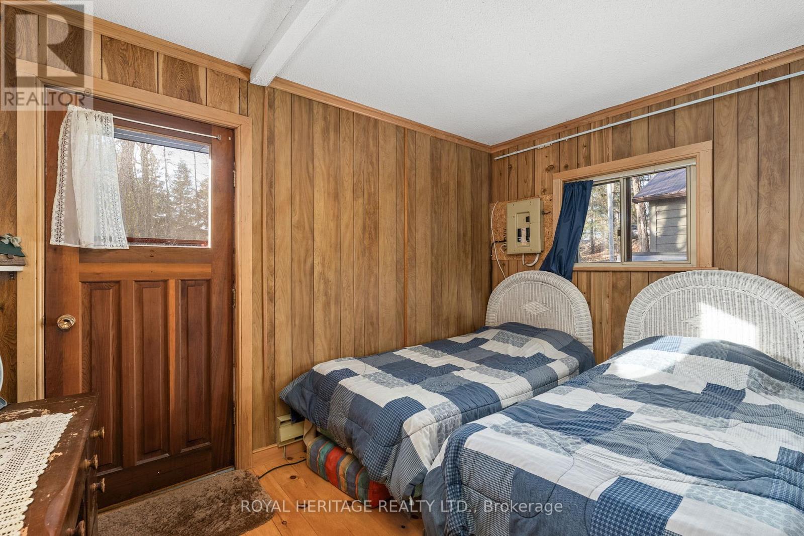 286 Holden Road, Magnetawan, Ontario  P0A 1C0 - Photo 35 - X12568052