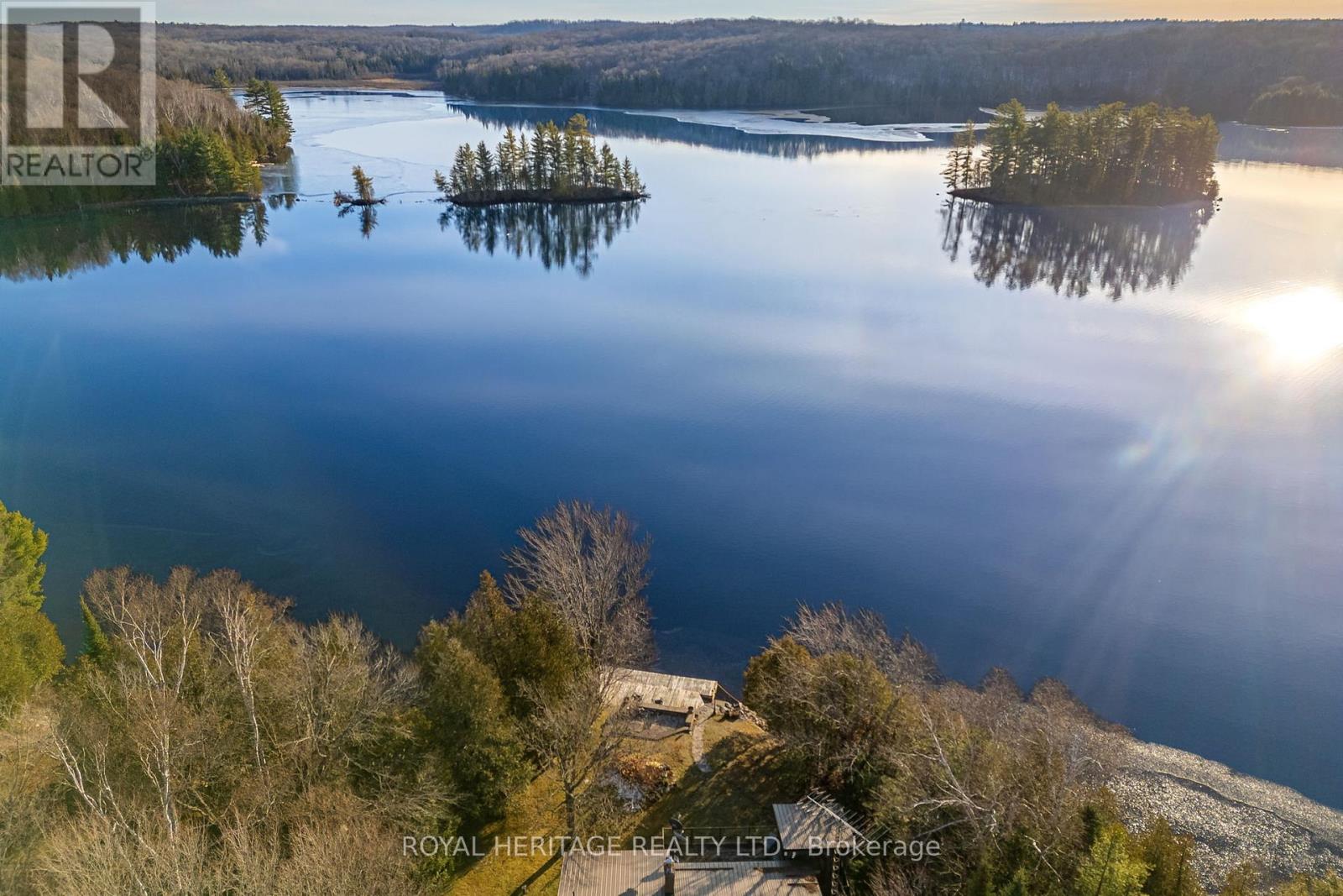 286 Holden Road, Magnetawan, Ontario  P0A 1C0 - Photo 7 - X12568052