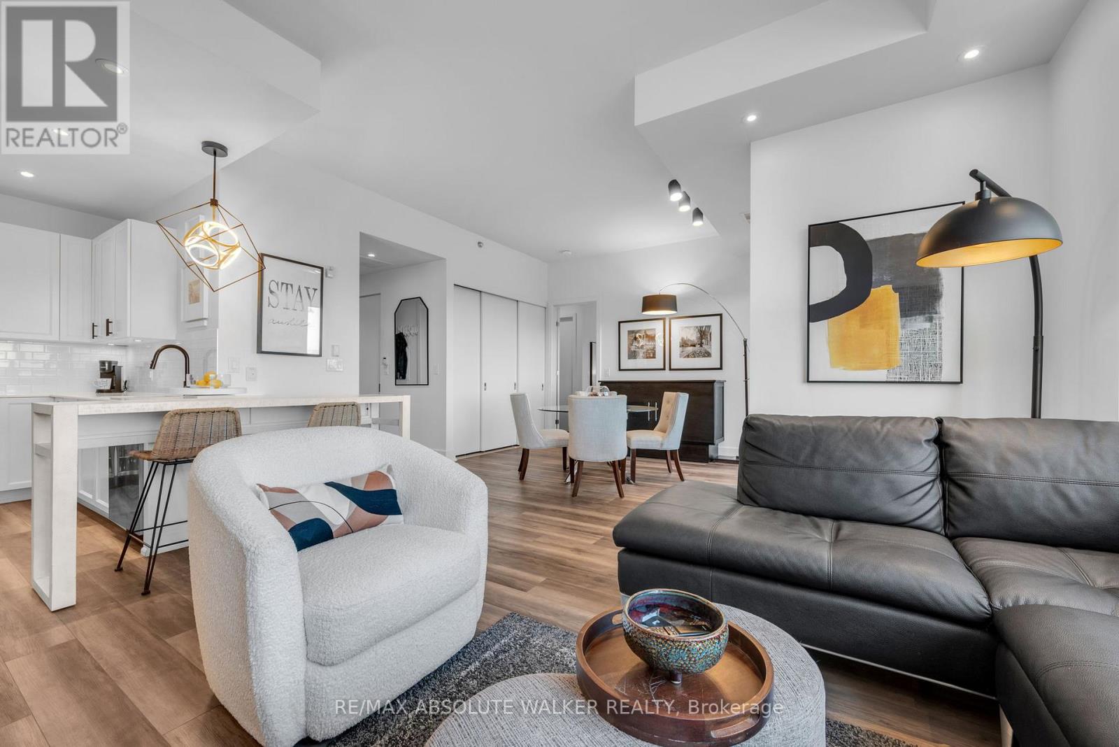 1006 - 7 Marquette Avenue, Ottawa, Ontario  K1L 8A7 - Photo 10 - X12568090