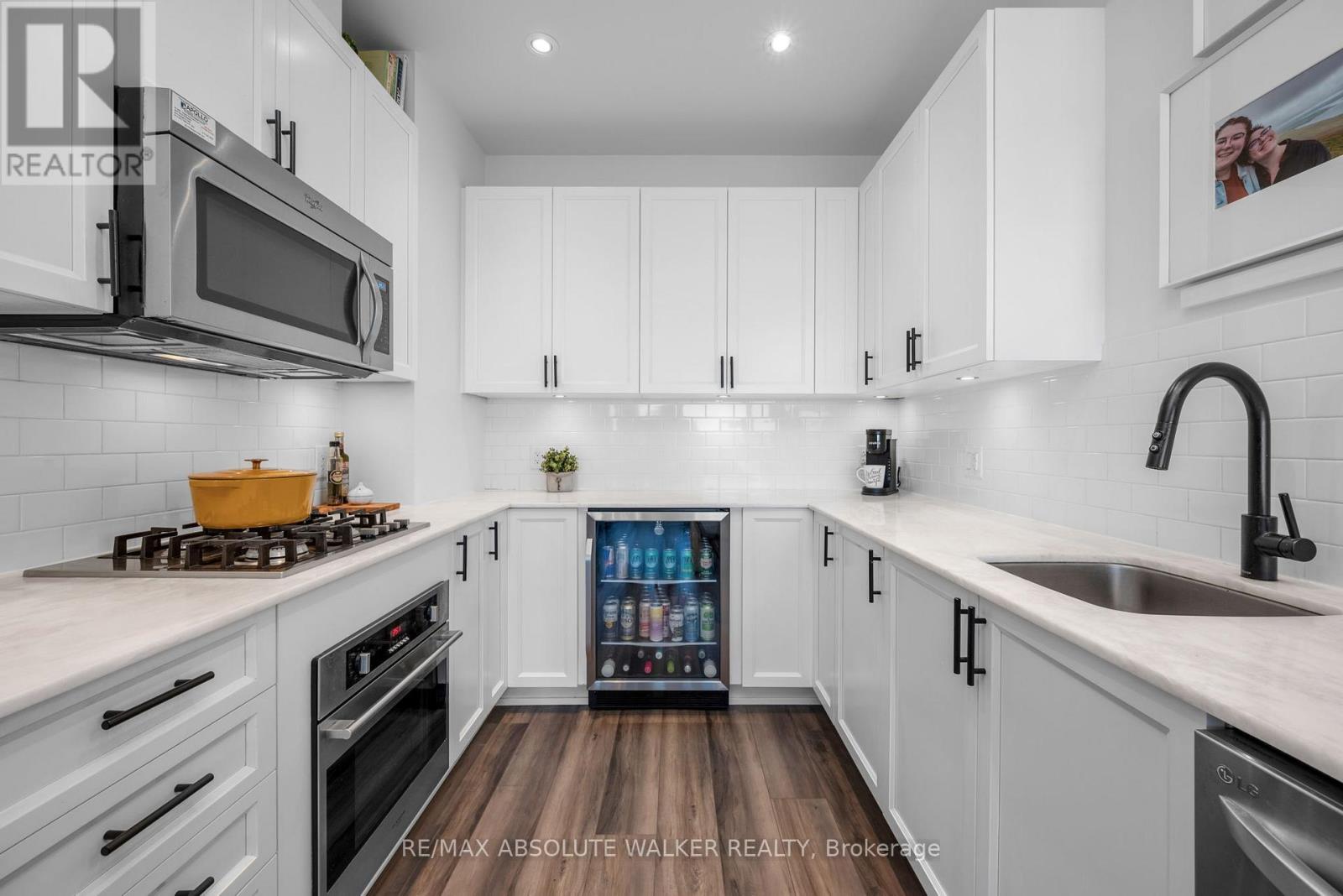 1006 - 7 Marquette Avenue, Ottawa, Ontario  K1L 8A7 - Photo 13 - X12568090