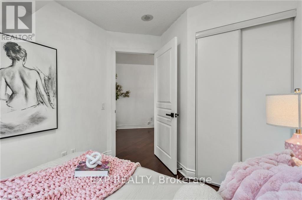 1222 - 15 Northtown Way, Toronto, Ontario  M2N 7A2 - Photo 17 - C12567956