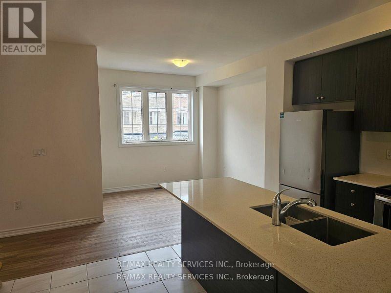 34 - 68 First Street, Orangeville, Ontario  L9W 2E4 - Photo 7 - W12567052