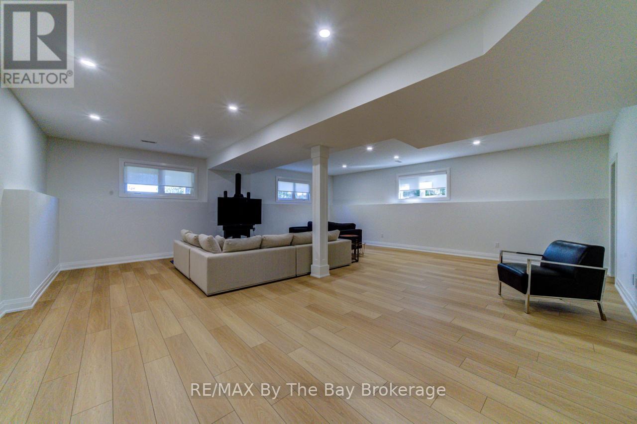 91 Summer View Avenue, Collingwood, Ontario  L9Y 3Z1 - Photo 21 - S12568192