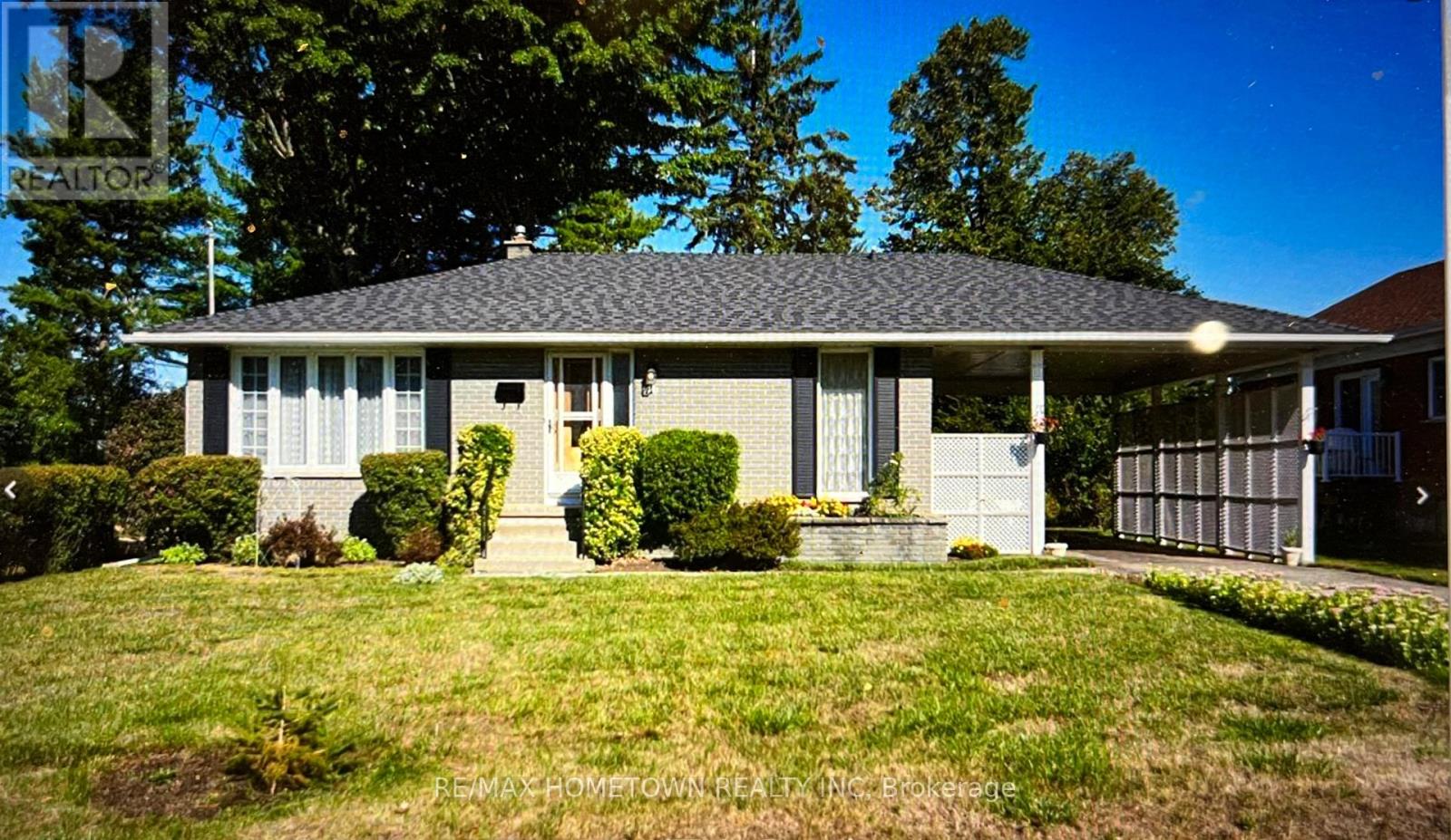 26 Duke Street, Brockville, Ontario  K6V 3J1 - Photo 1 - X12568124