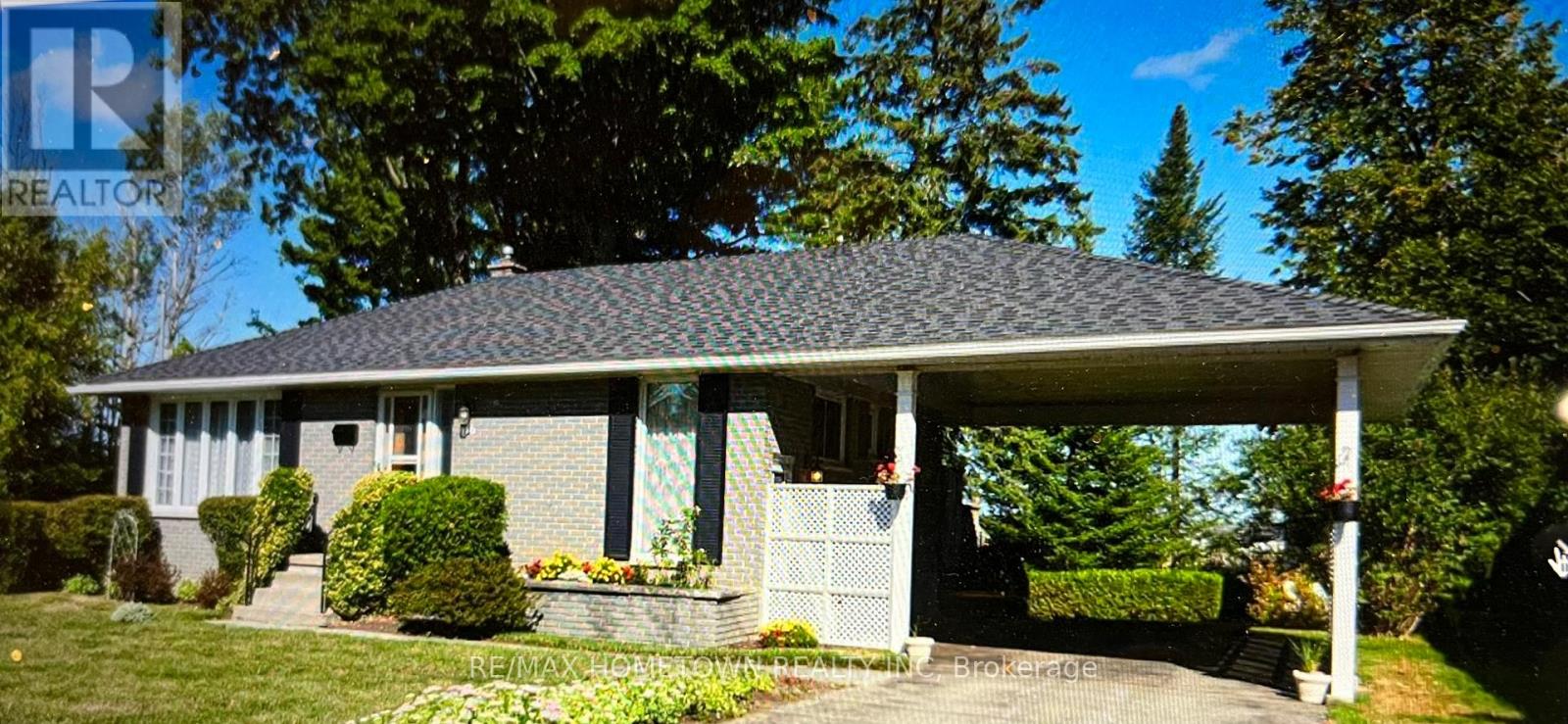 26 Duke Street, Brockville, Ontario  K6V 3J1 - Photo 2 - X12568124