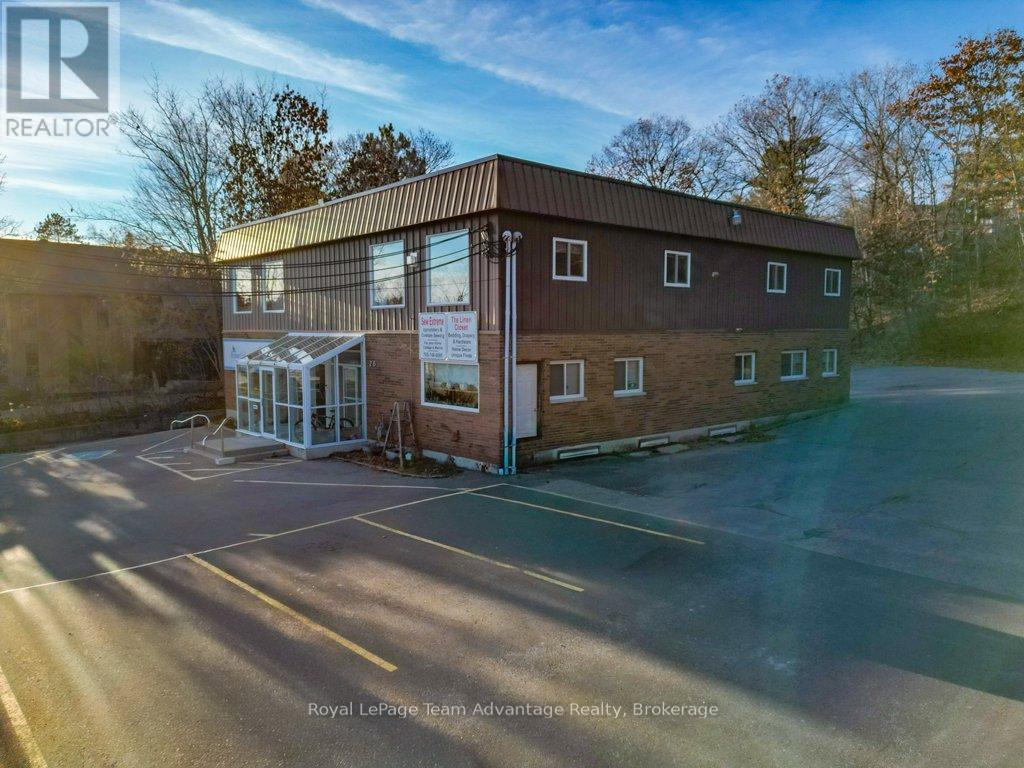 24 William Street, Parry Sound, Ontario  P2A 1V1 - Photo 3 - X12568076