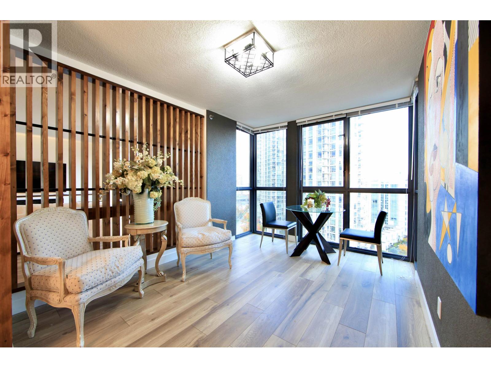 238 Alvin Narod Mews, Vancouver, British Columbia  V6B 5Z3 - Photo 3 - R3068569