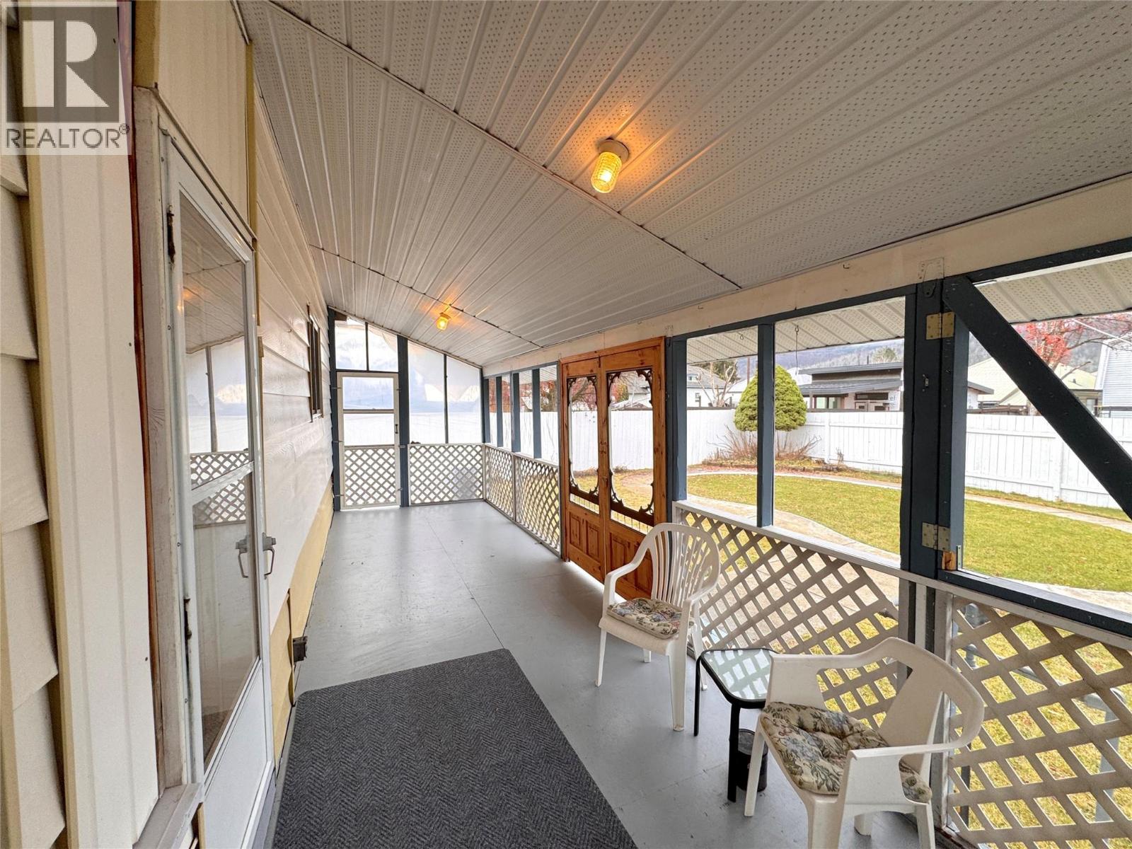 1161 4th Avenue, Fernie, British Columbia  V0B 1M0 - Photo 26 - 10369105