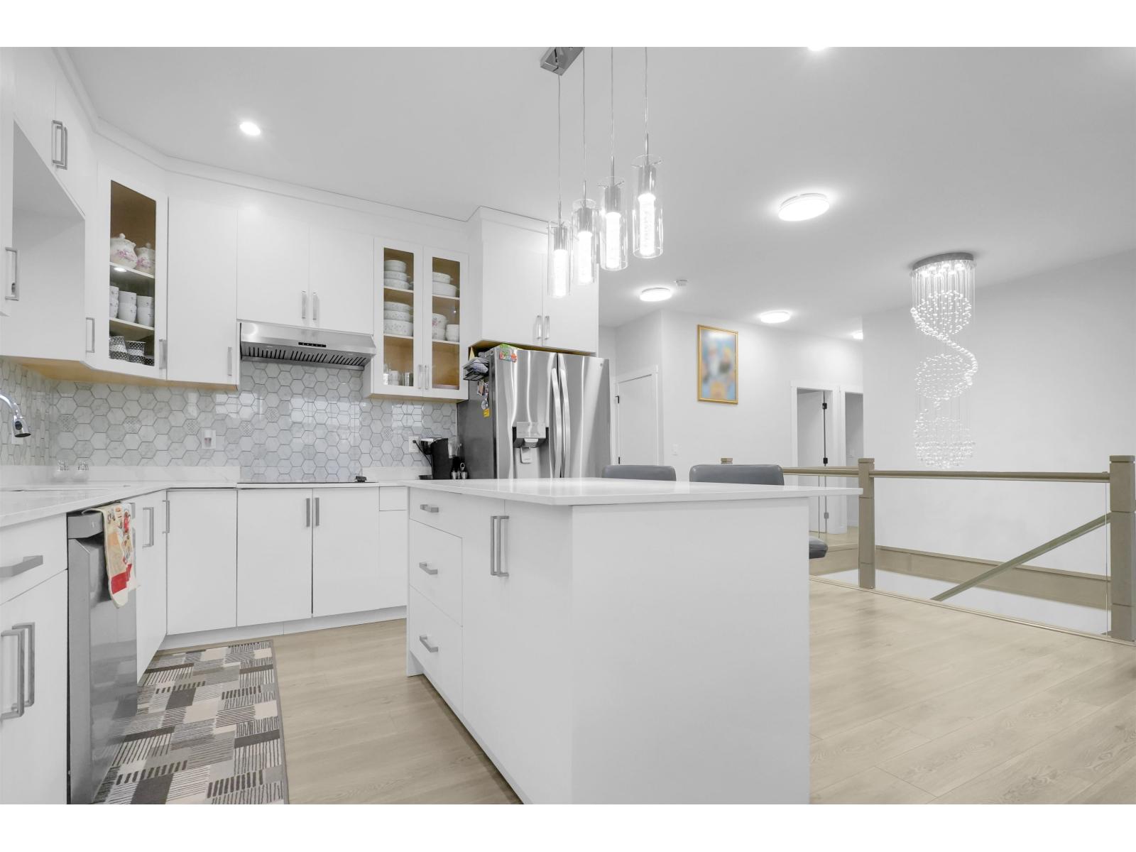 8069 124 Street, Surrey, British Columbia  V3W 0X7 - Photo 8 - R3053349