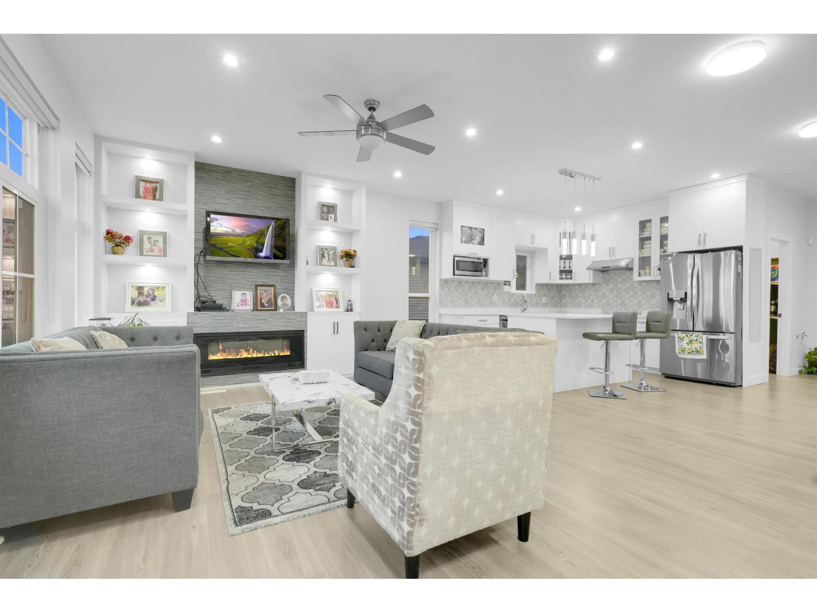 8069 124 Street, Surrey, British Columbia  V3W 0X7 - Photo 7 - R3053349