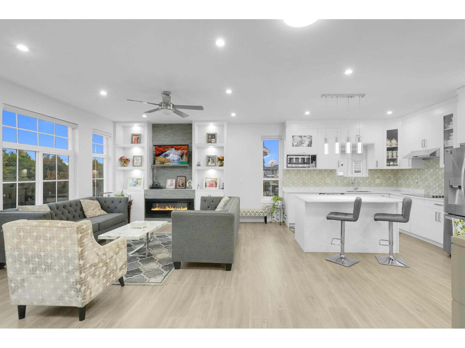 8069 124 Street, Surrey, British Columbia  V3W 0X7 - Photo 5 - R3053349