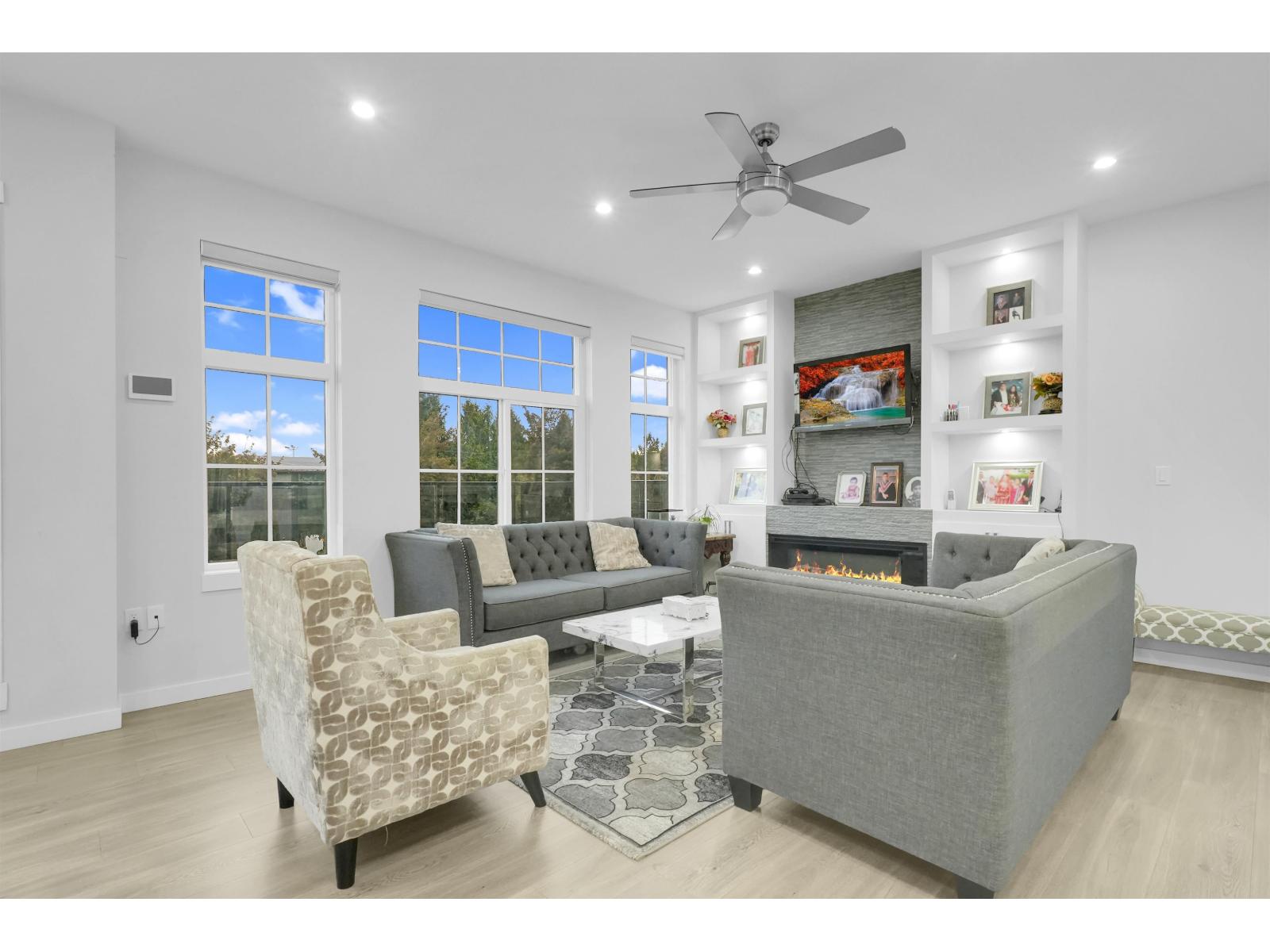 8069 124 Street, Surrey, British Columbia  V3W 0X7 - Photo 6 - R3053349